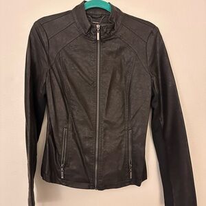 Elegant Black Leather Jacket for Women